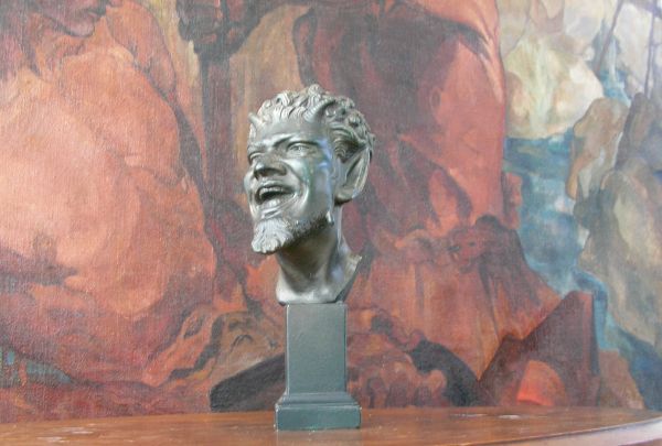 French Cab art deco bronze sculptures and lightings