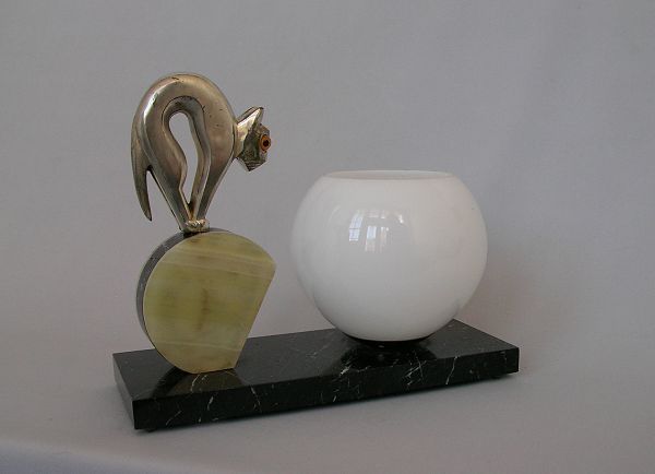 Wonderful art deco lamp