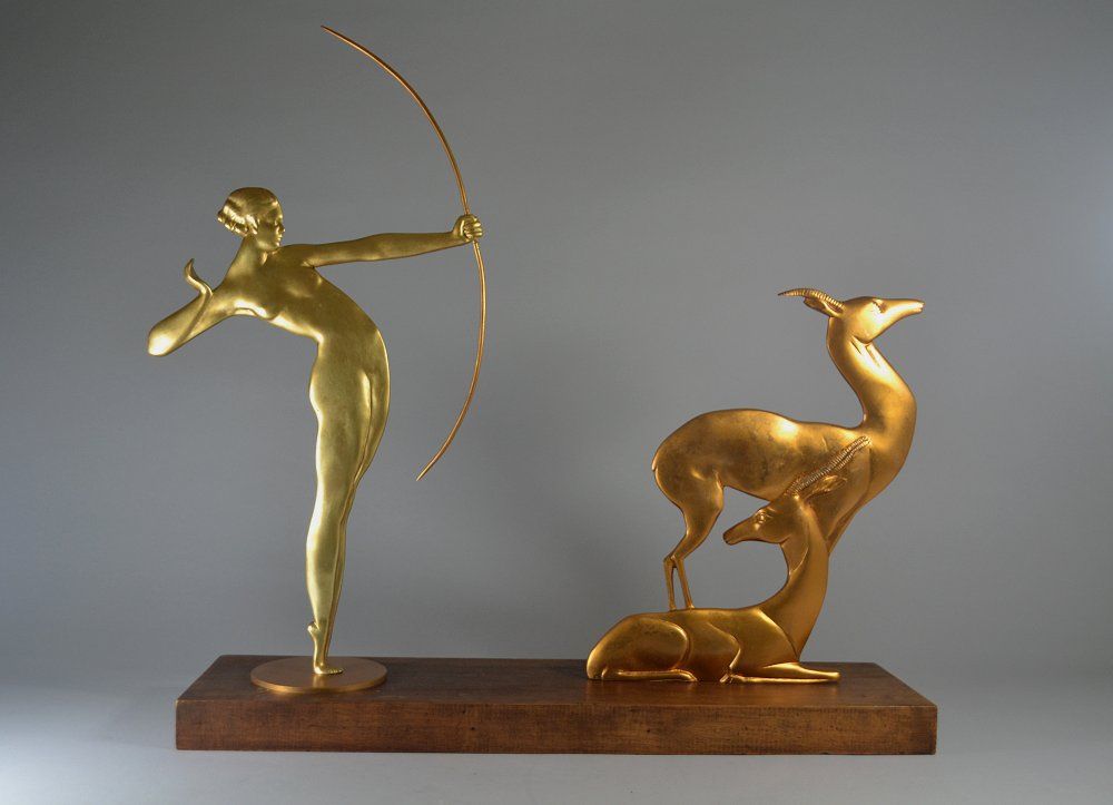 Bronze art deco Diana huntress and deers. 