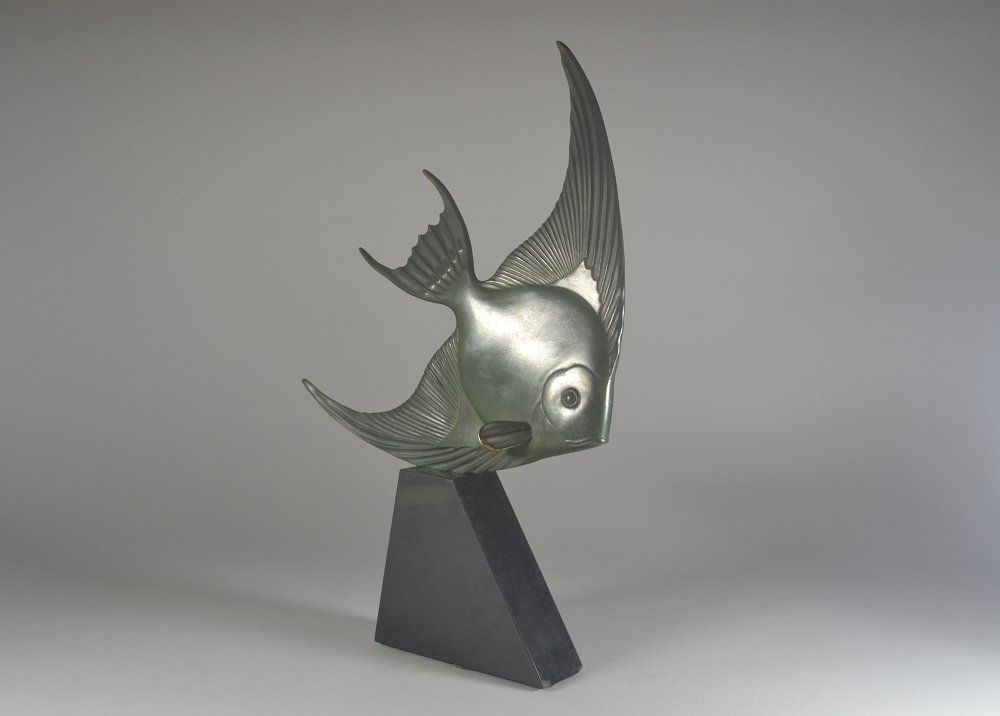 Georges LAVROFF bronze sculpture. Art deco fish. Signed.
