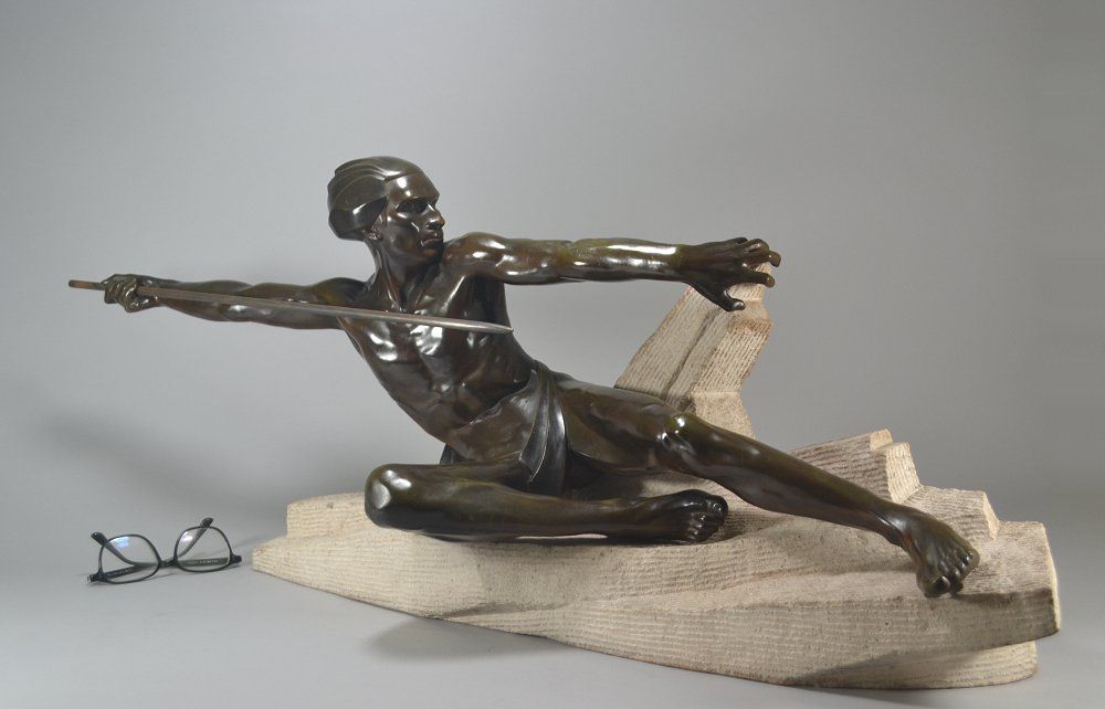 95cm impressive sculpture. 