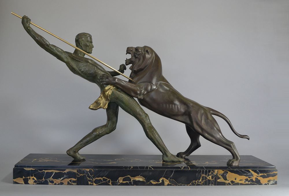 Art Deco Lion Hunter sculpture Signed by Limousin / statue Circa 1930