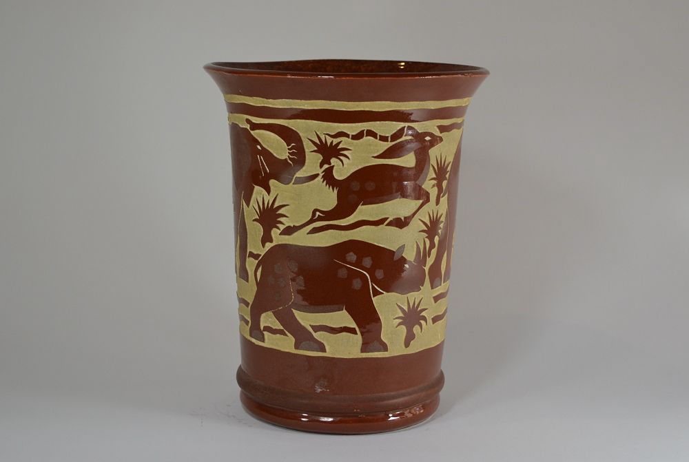 Roger Mequinion. Brown vase. Savannah