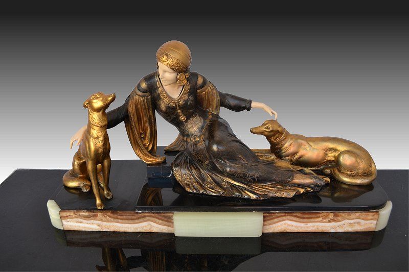 Menneville art deco lady with dogs