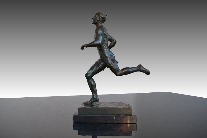 Download 1930.fr Fraisse bronze sculpture of a running man - Art deco sculptures bronze clocks vases