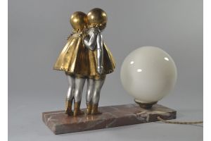 Chiparus. Signed figural lamp with two little girls