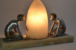 Art deco metal, alabaster and Onyx lamp. 1930