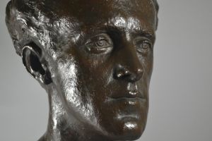 Stunning bronze Head. Arno Breker ? Despiau ? 