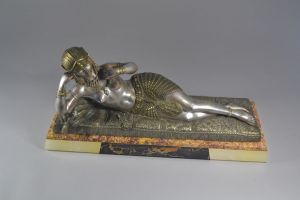 Dh. Chiparus. Cleopatra bronze figure. Circa 1925