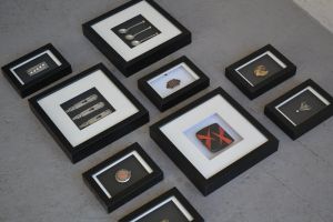 Framed cigarette case