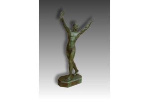 Chiparus sculpture