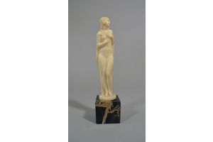 Descomps 1930 ivory figure