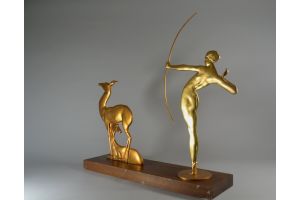 Bronze art deco Diana huntress and deers. 