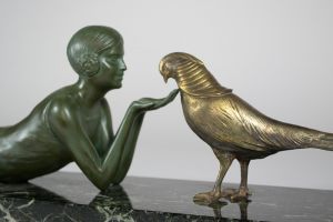 Janle. Lady with bird. Large sculpture.