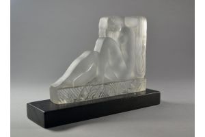 Etling Paris glass sculpture