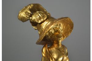 Elegant parisian lady with a hat. Georges Flamand bronze sculpture