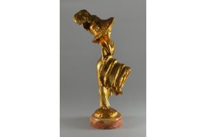 Elegant parisian lady with a hat. Georges Flamand bronze sculpture