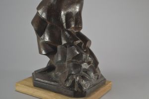Vincenc Navarro tall bronze sculpture of a dancer