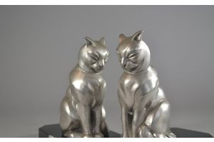 Franjou. Pair of bookends with art deco stylized cats. 