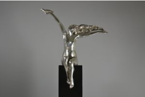A. Gennarelli. Tall art deco bronze sculpture on marble base.