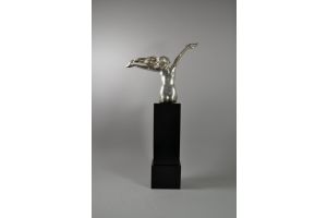 A. Gennarelli. Tall art deco bronze sculpture on marble base.