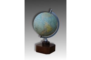 Adnet terrestrial globe lamp