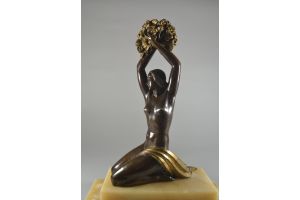 Rare R. Guerbe bronze art deco figure of a lady with bunch of flowers