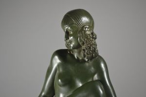 Rare Raymonde GUERBE sculpture. Flower garland lady.