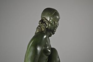 Rare Raymonde GUERBE sculpture. Flower garland lady.