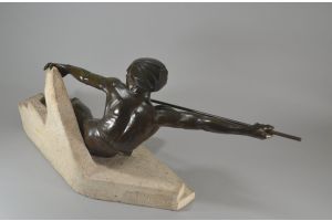 95cm impressive sculpture. 