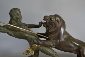 Art Deco Lion Hunter sculpture Signed by Limousin / statue Circa 1930