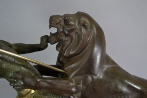 Art Deco Lion Hunter sculpture Signed by Limousin / statue Circa 1930