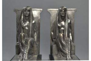 Emile Monier (1883-1970) Rare art deco bronze bookends. Egyptian revival.