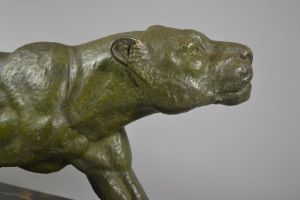 Dh. Chiparus : Large art deco panther on portoro marble base