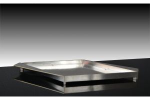 Modernist tray. Desny ?