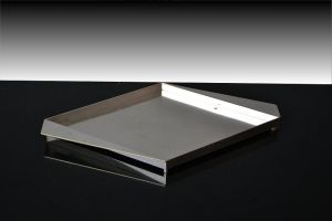 Modernist tray. Desny ?
