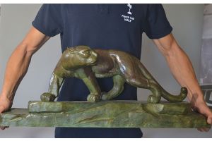 S. Riolo impressive 80cm bronze panther