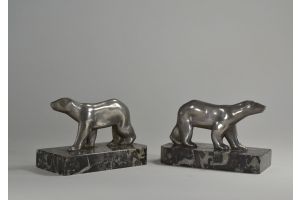 Polar bears nickel plated bronze bookends