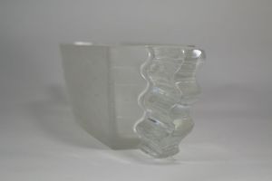 Verlys 1930 modernist vase
